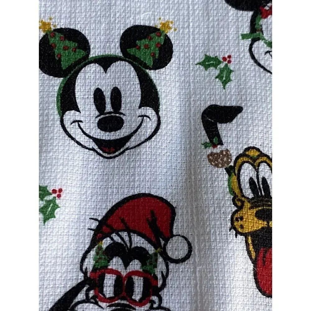 2 Pack Disney Mickey Minnie Mouse Goofy Pluto Christmas Tree Kitchen Towels‎ NEW
